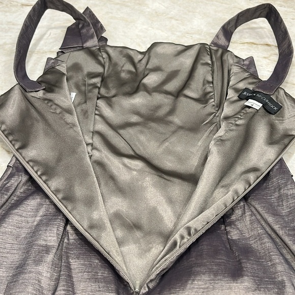 Jessica McClintock | Grey Metallic Bodycon Dress | Size 4‎ - Picture 8 of 14